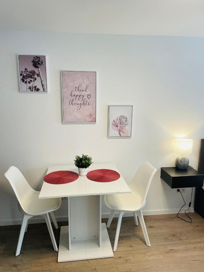 Prime Host Dream Apartment Karlsruhe Exterior foto