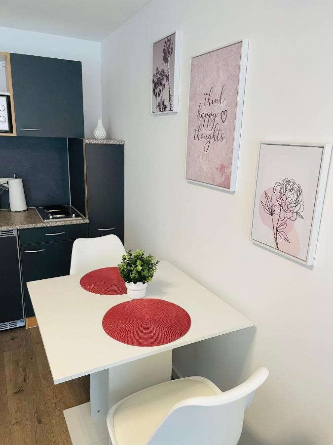 Prime Host Dream Apartment Karlsruhe Exterior foto